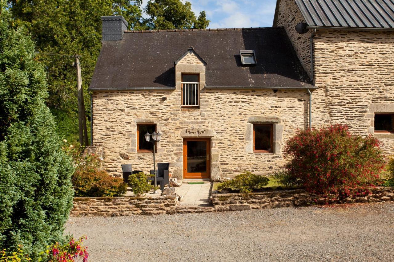 Stone Cottage With Modern Cosy Interior Near To Josselin Perfect Retreat For Writers Or Star Gazers Guégon Extérieur photo