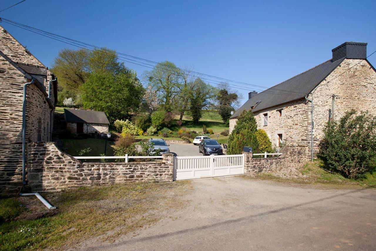 Stone Cottage With Modern Cosy Interior Near To Josselin Perfect Retreat For Writers Or Star Gazers Guégon Extérieur photo